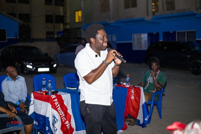 Evening meeting in Mpoase