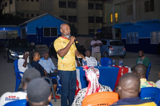 Evening meeting in Mpoase